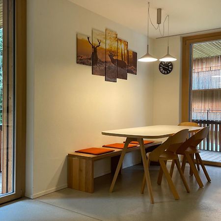 Ferienwohnung 3,5 Zimmer Direkt An Ski- Und Bikepiste 弗利姆斯 外观 照片