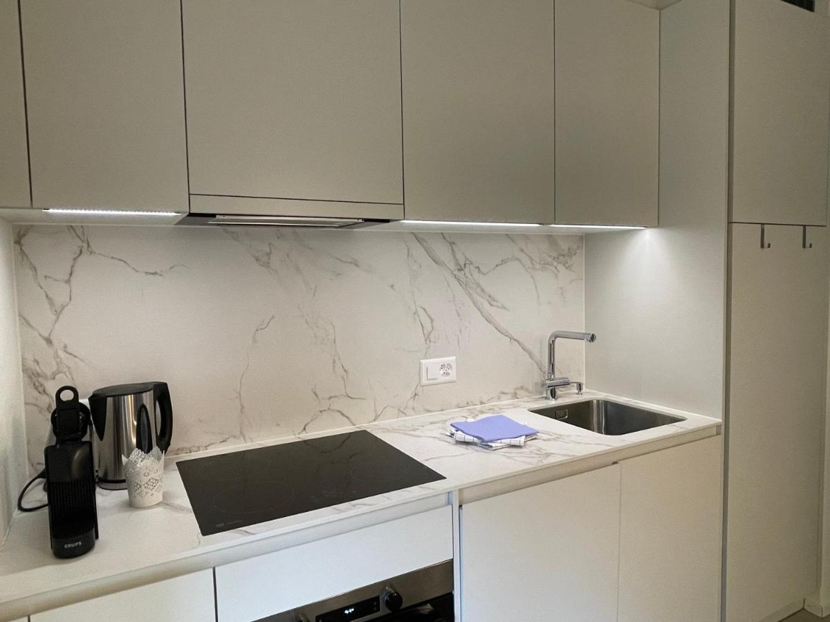 Ferienwohnung 3,5 Zimmer Direkt An Ski- Und Bikepiste 弗利姆斯 外观 照片